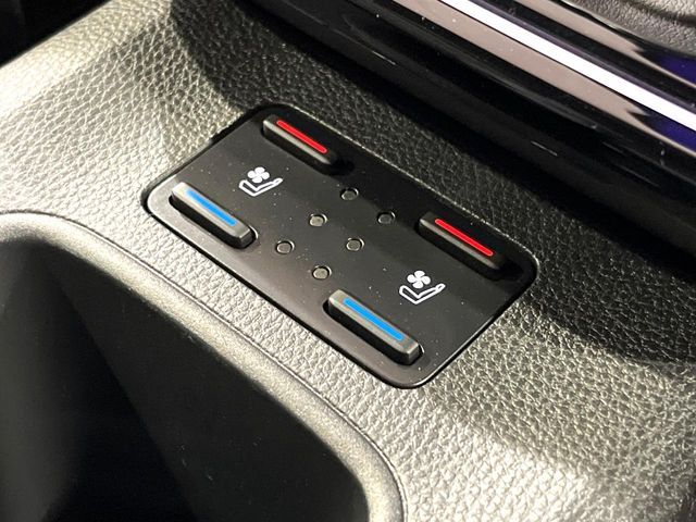 TOYOTA COROLLA CROSS HYBRID 2025 Image 31