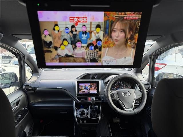 TOYOTA VOXY 2019 Image 31