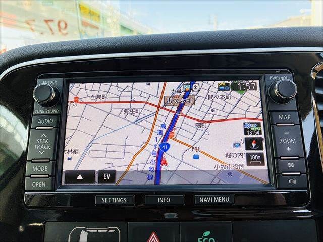 MITSUBISHI OUTLANDER PHEV 2013 Image 31