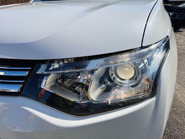 MITSUBISHI OUTLANDER PHEV 2013 Image 31