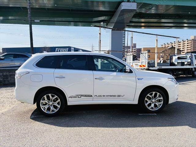 MITSUBISHI OUTLANDER PHEV 2013 Image 31