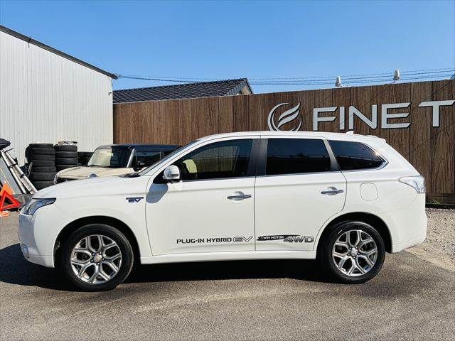 MITSUBISHI OUTLANDER PHEV 2013 Image 31