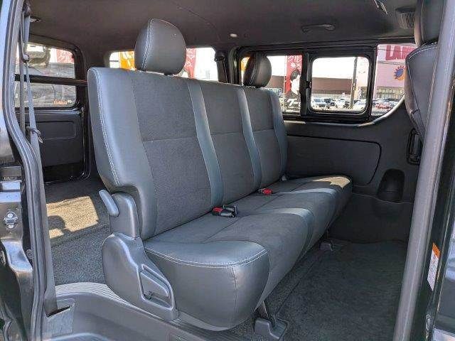 TOYOTA HIACE VAN 4WD 2019 Image 31