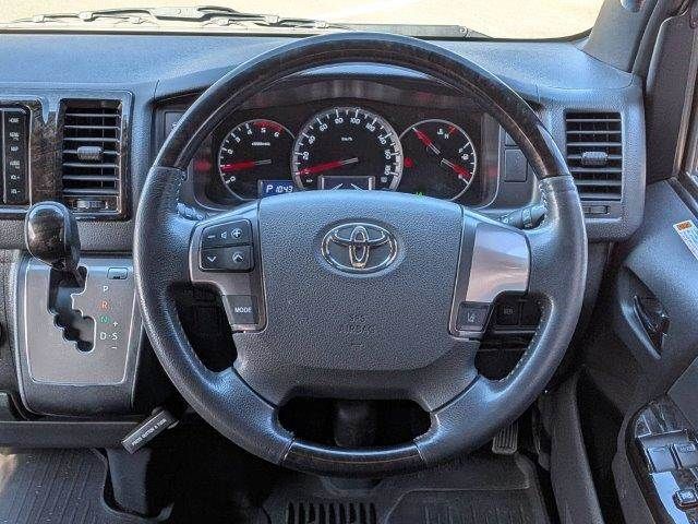 TOYOTA HIACE VAN 4WD 2019 Image 31