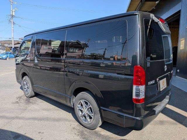 TOYOTA HIACE VAN 4WD 2019 Image 31