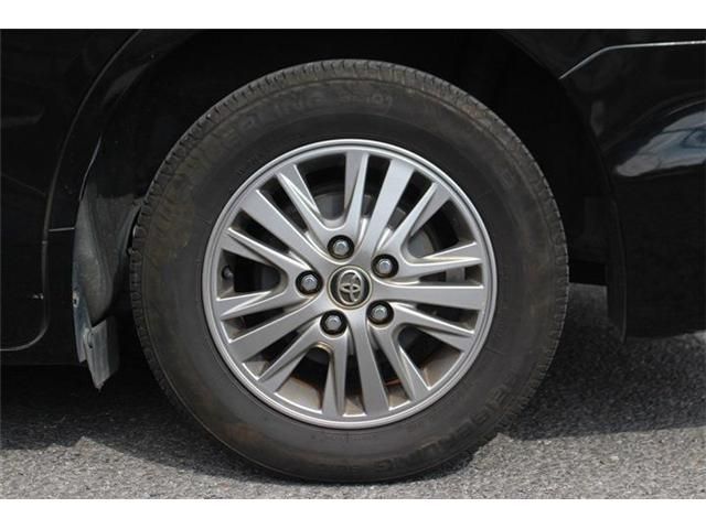 TOYOTA ESQUIRE 2015 Image 31