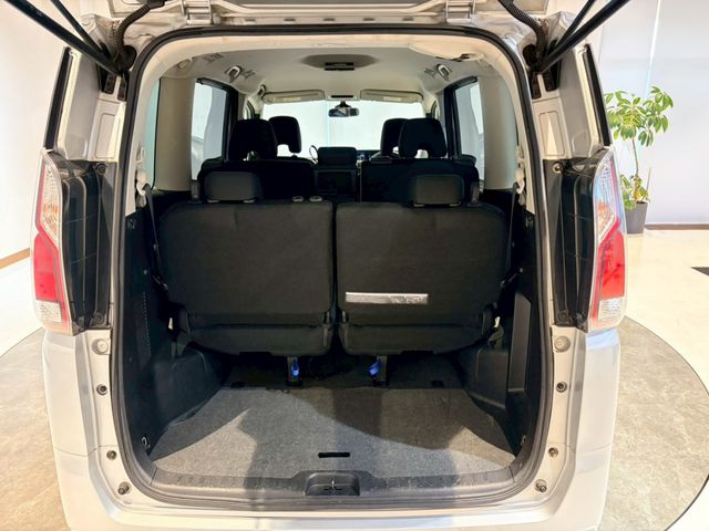 NISSAN SERENA  WG 2026 Image 31