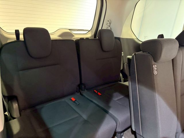 NISSAN SERENA  WG 2026 Image 31