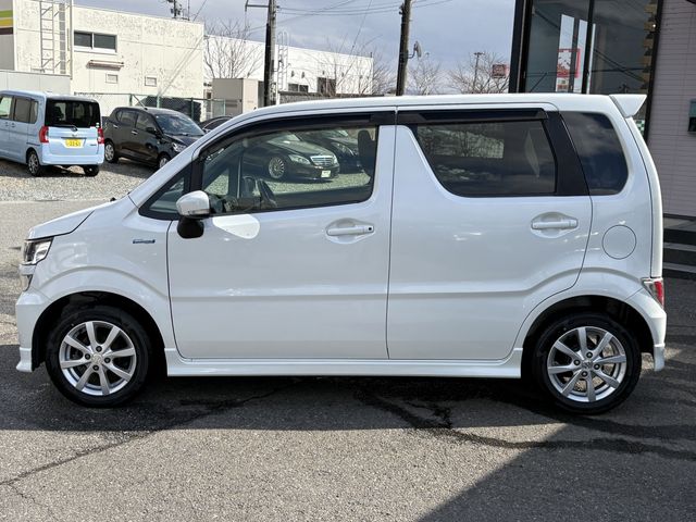 SUZUKI WAGON R 4WD 2017 Image 31