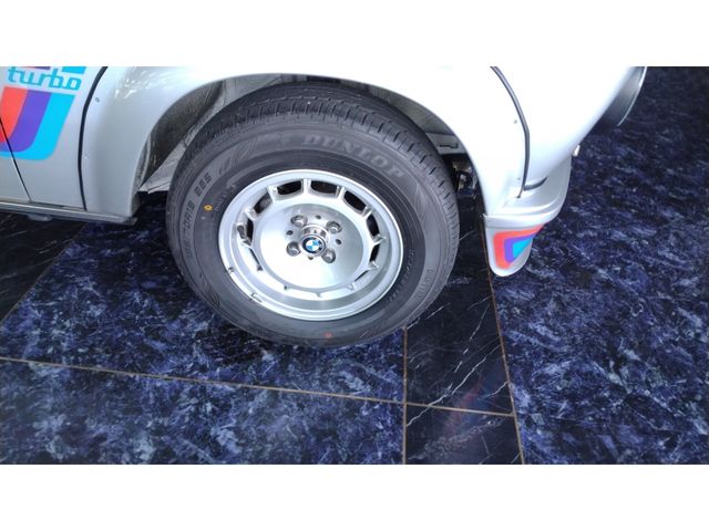 BMW 2002 1975 Image 31