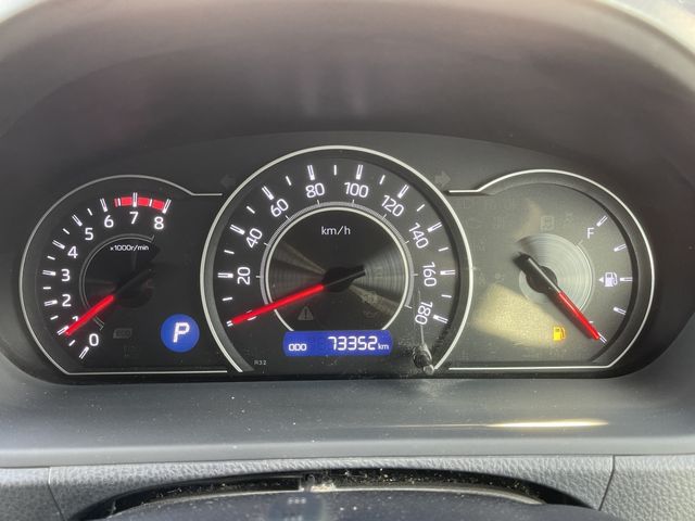 TOYOTA VOXY 2017 Image 31