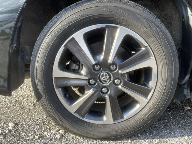 TOYOTA VOXY 2017 Image 31