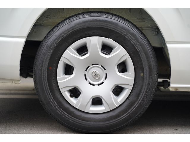 TOYOTA REGIUSACE VAN 2WD 2013 Image 31