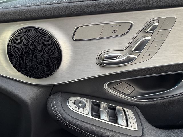 MERCEDES BENZ GLC CL 2016 Image 31