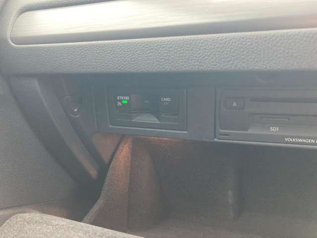 VOLKSWAGEN GOLF 2020 Image 31