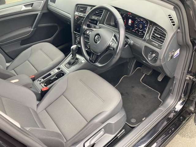 VOLKSWAGEN GOLF 2020 Image 31