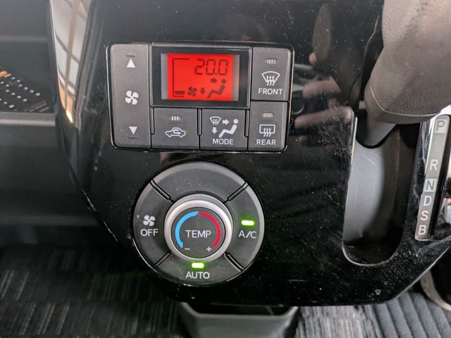 DAIHATSU WAKE 2018 Image 31