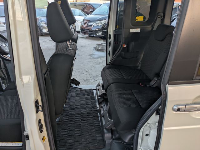 DAIHATSU WAKE 2018 Image 31