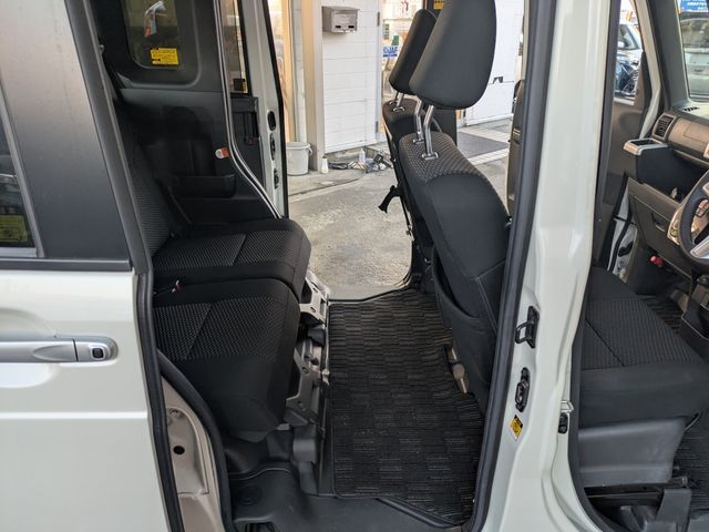 DAIHATSU WAKE 2018 Image 31