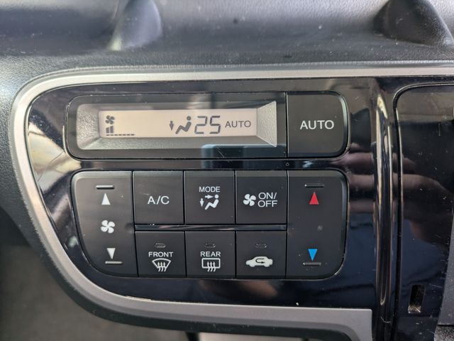 HONDA N BOX 2013 Image 31