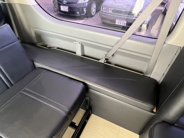 TOYOTA HIACE WAGON 2009 Image 31