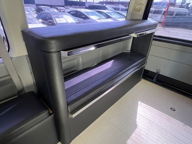 TOYOTA HIACE WAGON 2009 Image 31