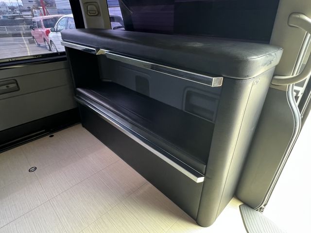 TOYOTA HIACE WAGON 2009 Image 31