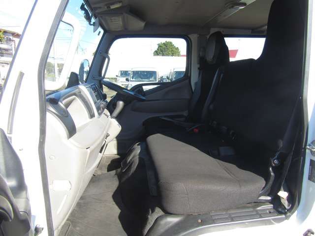 MITSUBISHI CANTER 2020 Image 31