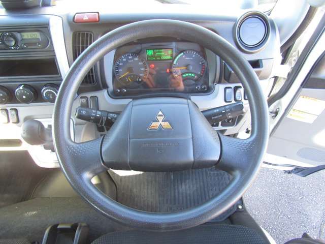 MITSUBISHI CANTER 2018 Image 31