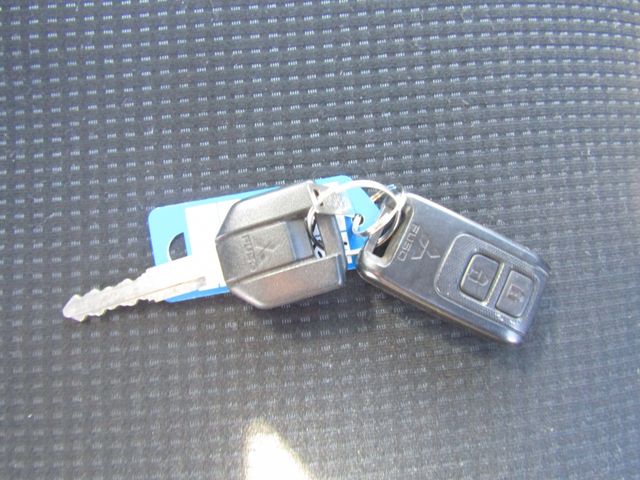 MITSUBISHI CANTER 2018 Image 31