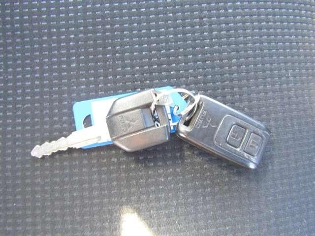 MITSUBISHI CANTER 2018 Image 31