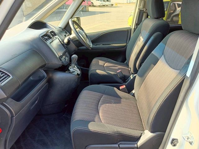 NISSAN SERENA  S-HYBRID 4WD 2015 Image 31