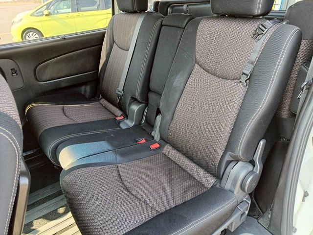 NISSAN SERENA  S-HYBRID 4WD 2015 Image 31