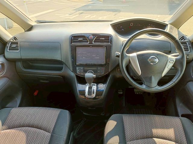 NISSAN SERENA  S-HYBRID 4WD 2015 Image 31