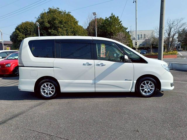 NISSAN SERENA  S-HYBRID 4WD 2015 Image 31