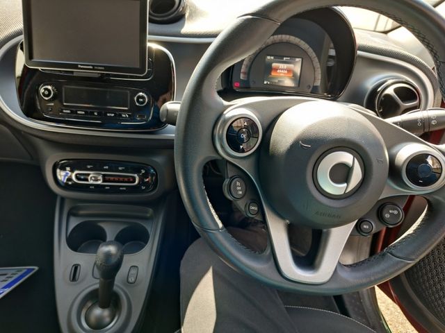 MCC SMART FORFOUR 2015 Image 31