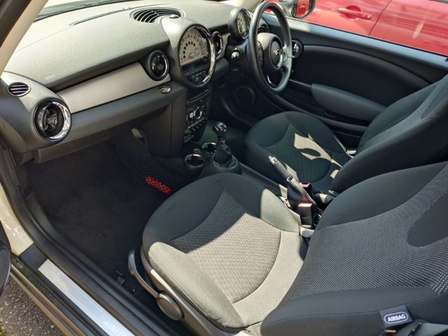 BMW MINI COOPER 2012 Image 31