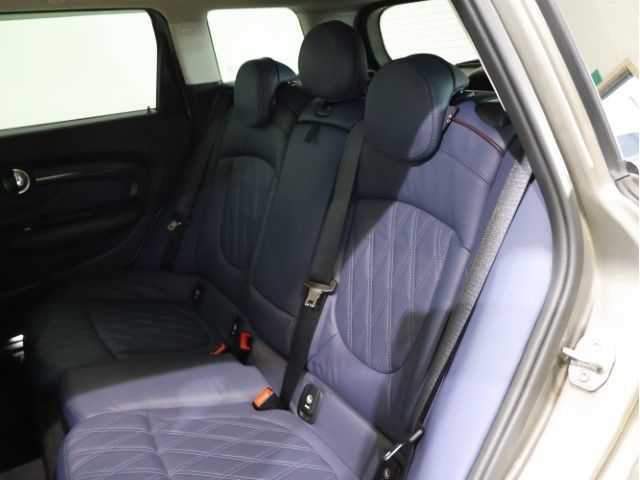 BMW MINI COOPER SD C 2017 Image 31