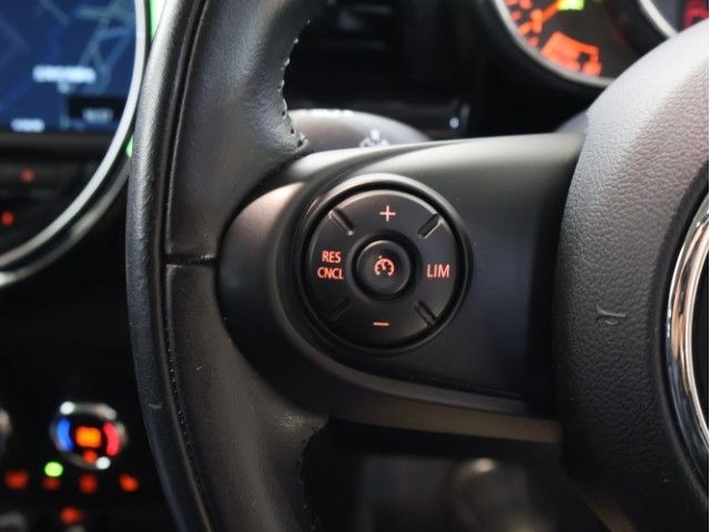 BMW MINI COOPER SD C 2017 Image 31