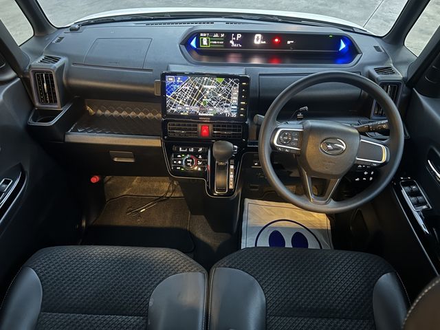 DAIHATSU TANTO CUSTOM 2021 Image 31