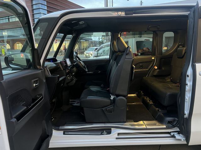 DAIHATSU TANTO CUSTOM 2021 Image 31