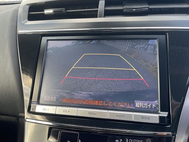 TOYOTA PRIUS ALPHA 2015 Image 31