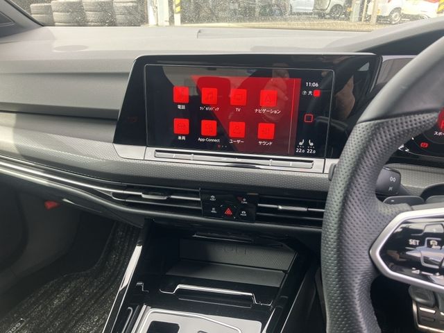 VOLKSWAGEN GOLF GTI 2022 Image 31