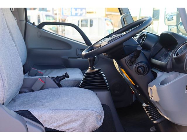 HINO DUTRO 2022 Image 31