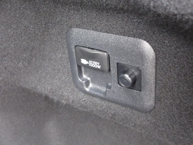 TOYOTA LEXUS ES300H 2019 Image 31