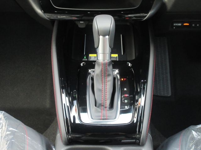 HONDA VEZEL E:HEV 2026 Image 31