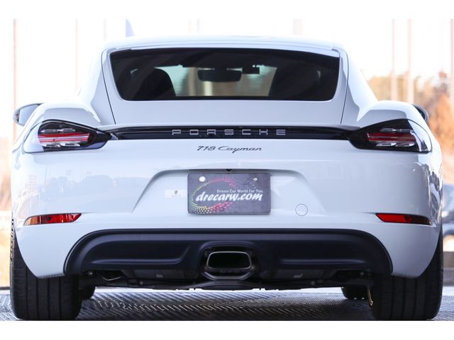 PORSCHE 718CAYMAN 2018 Image 31