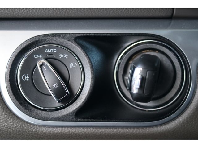 PORSCHE 718CAYMAN 2018 Image 31