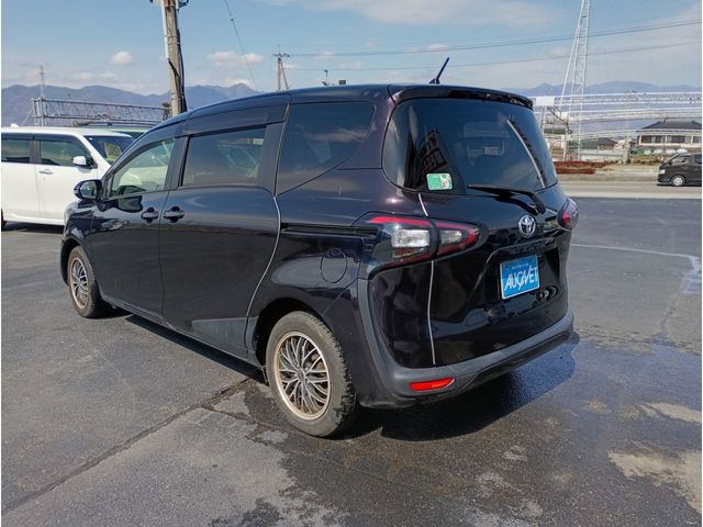 TOYOTA SIENTA 2017 Image 31