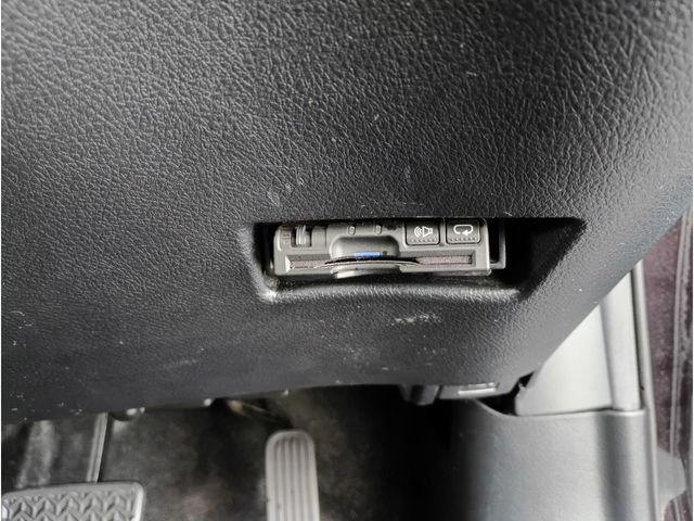 TOYOTA SIENTA 2017 Image 31